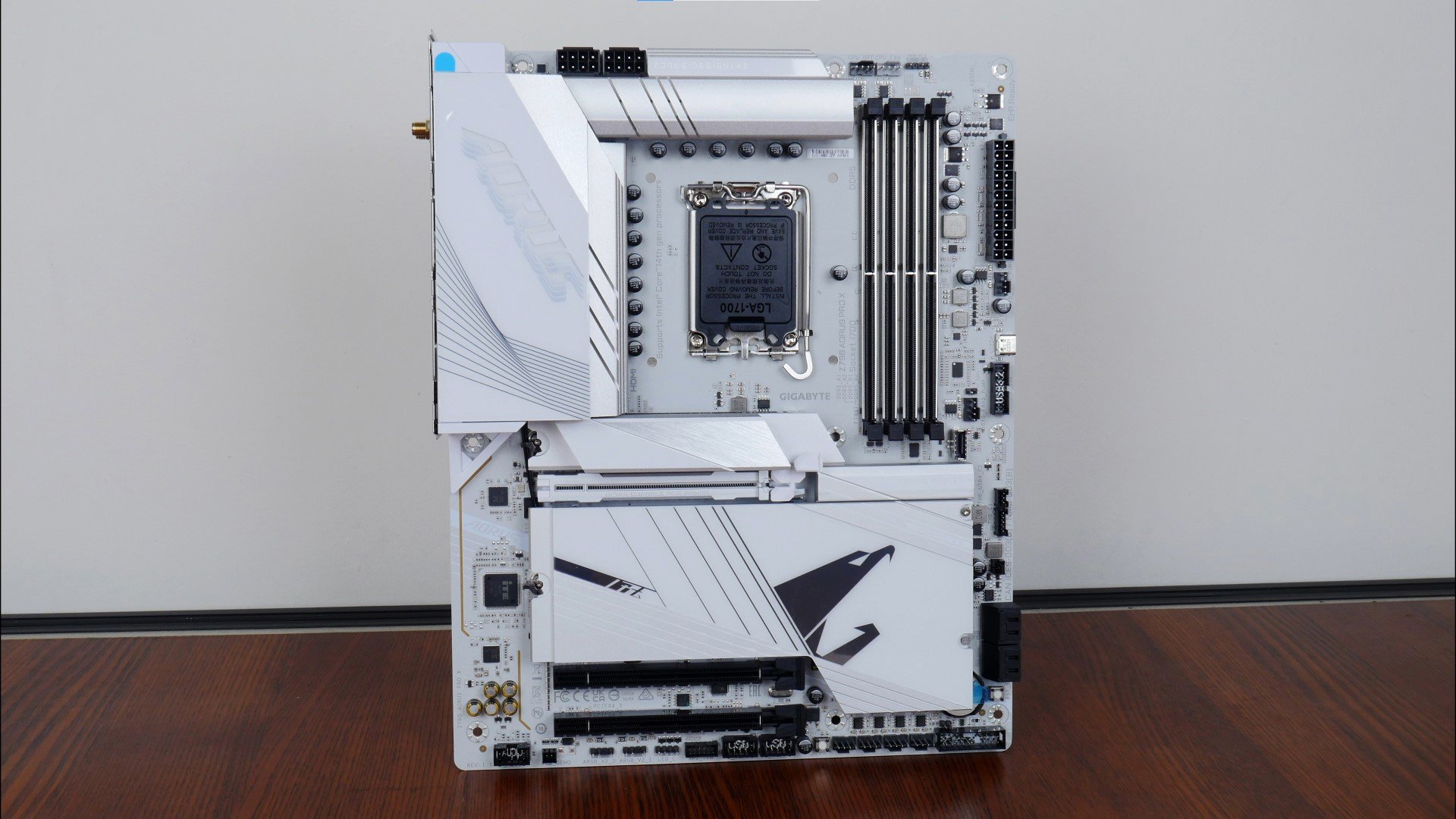 Gigabyte white clearance